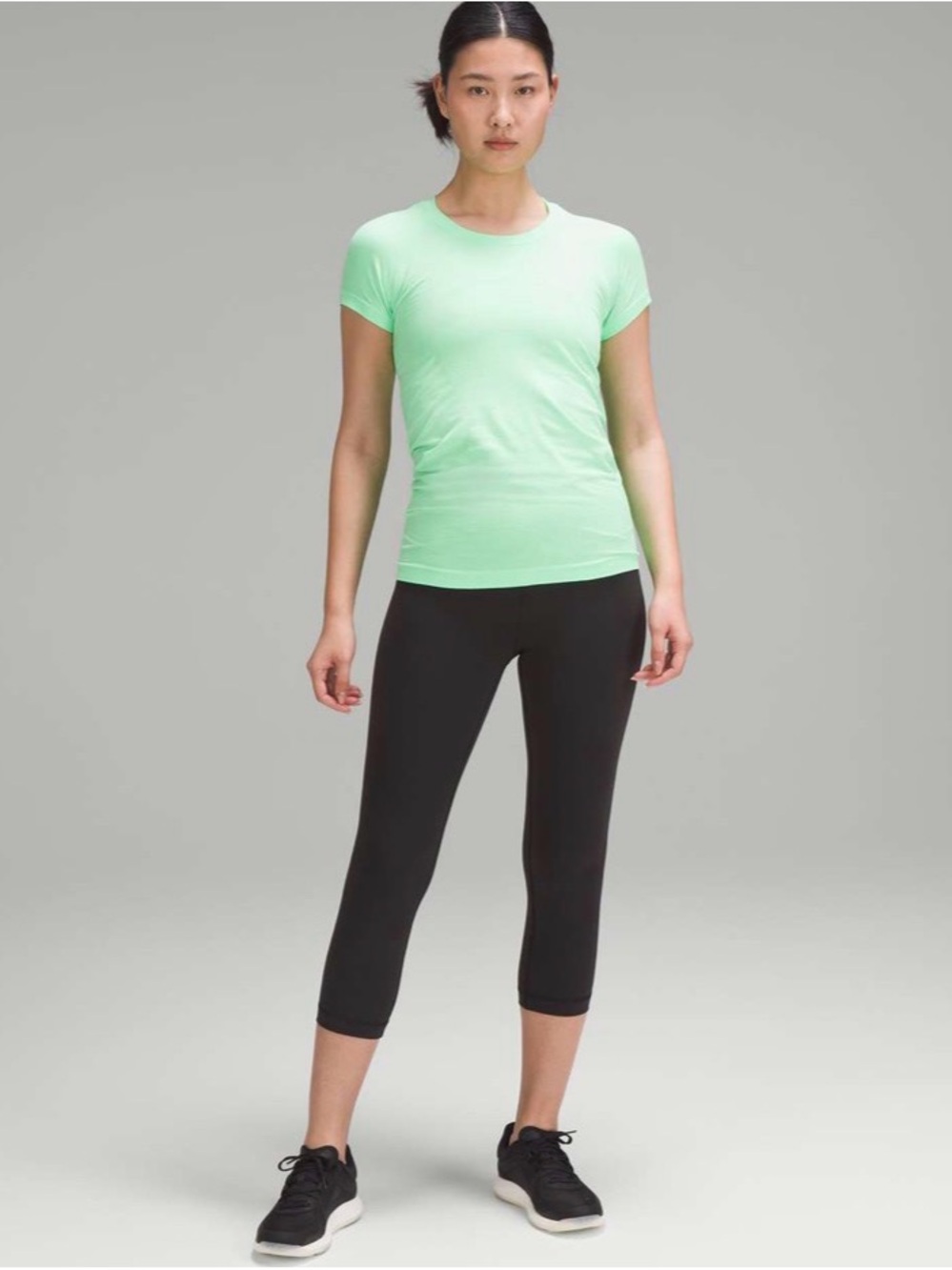 Lululemon Swiftly Tech Short-Sleeve Shirt 2.0 - Pistachio